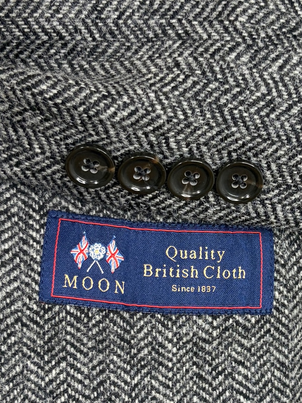J Crew Ludlow Sport Coat Mens 42R Gray Herringbone Wool Tweed British Moon Cloth